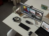 Microsoft 8L3-00002 Modern Webcam – 1080p HD USB-A, Auto Focus, Privacy Shutter
