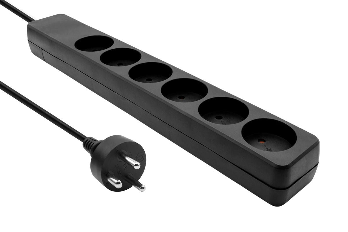 MicroConnect MC-GRU0603DKB Power Extension Lead 3m 6 AC Outlets Type K Black