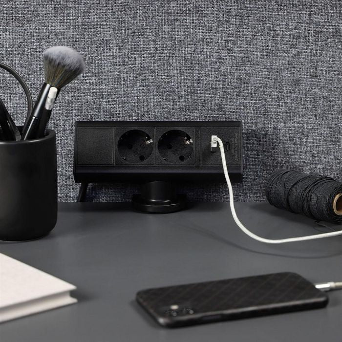 Forming Function 935-D2CC Power Strip – Desk Mount, 2 Power, USB-A & USB-C, Black