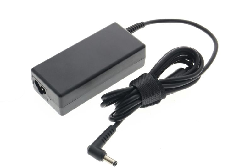 CoreParts MBA1154 60W 12V – 5A Power Adapter with EU Power Cord 5.5x2.5mm Plug CE