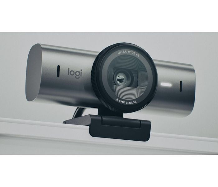 Logitech 960-001530 Ultra HD 4K Webcam – AI Enhancement, Dual Mics, Privacy Shutter