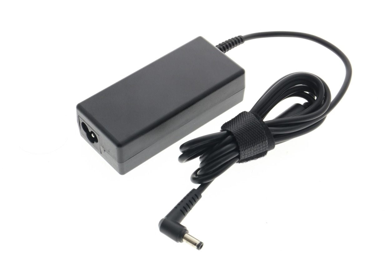 CoreParts MBA1224 60W 12V 5A Power Adapter – AC-DC, 5.5x2.1mm Plug, CE Certified, EU Power Cord