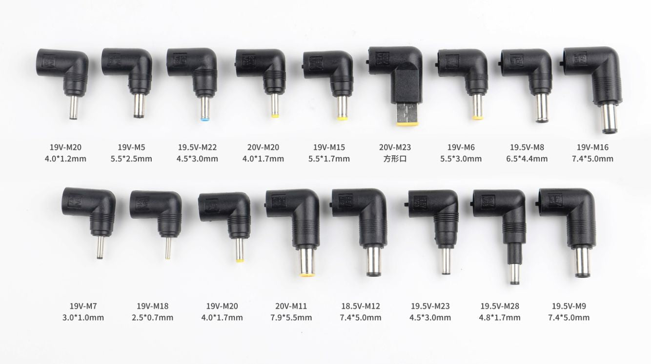 CoreParts MBXUN-90W-AC0001 Universal Power Adapter 90W Multi Plug CE Certified