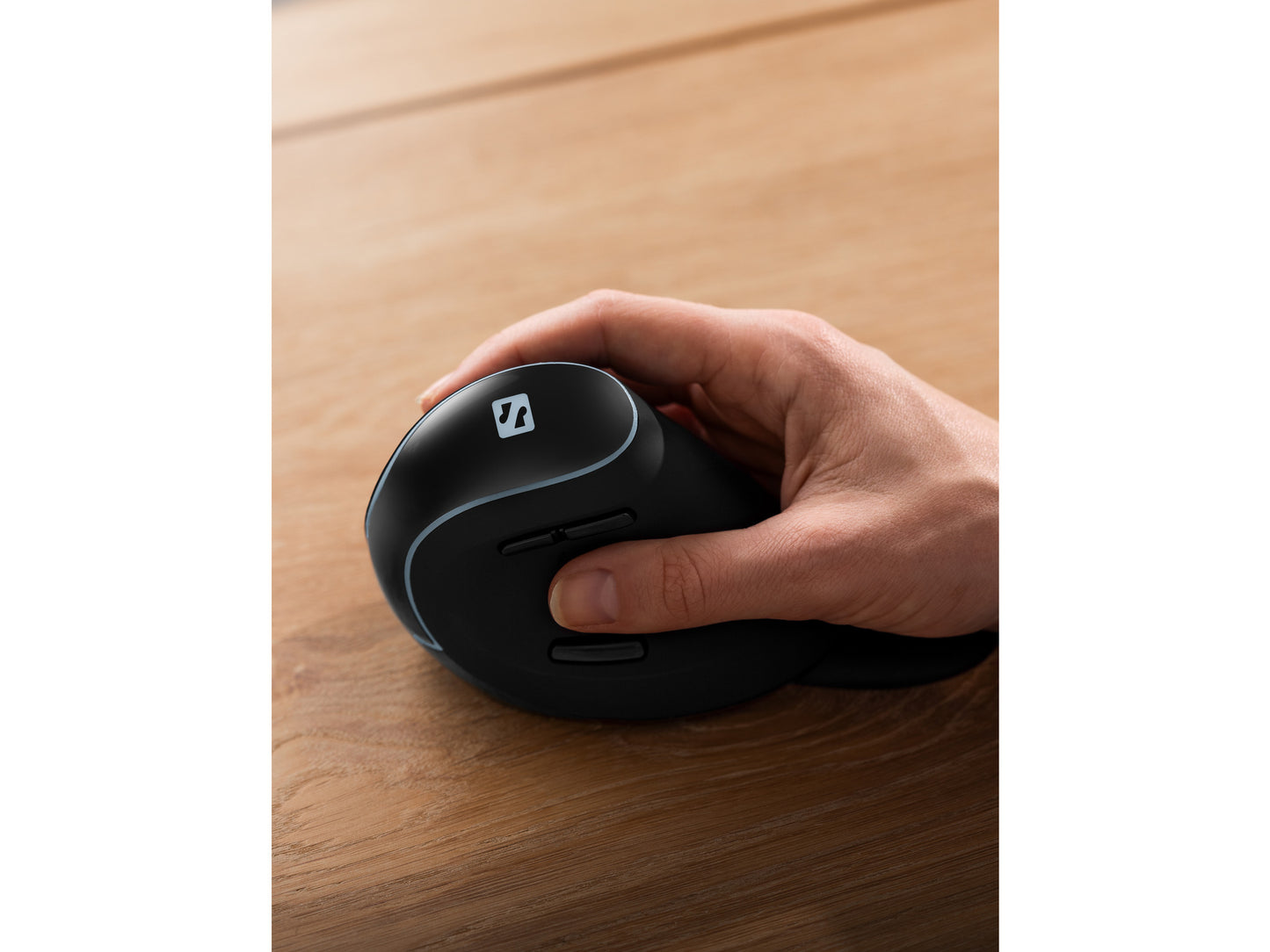 Sandberg 630-13 Wireless Vertical Mouse Pro – Ergonomic RF Optical 1600 DPI
