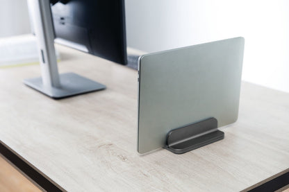 eSTUFF GLB229000 Universal Laptop Stand – Adjustable Aluminium Desk Accessory