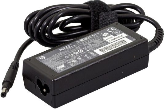 HP 677770-003 Universal Auto Power Adapter 65W – 100-240V Black