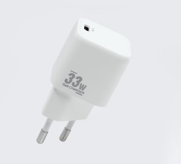 CoreParts MBXUSBC-AC0032 USB-C 33W GaN Power Adapter – Black