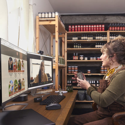 Poly 216066-02 Voyager Free 60+ UC M Wireless Earbuds with Touchscreen Charge Case – Black