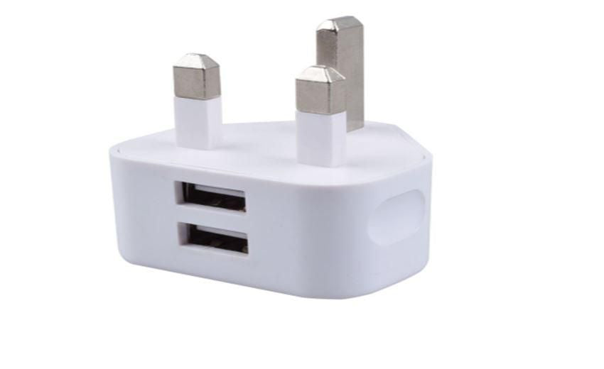 MicroConnect PETRAVEL36 Dual USB Charger – 2.4A 5V UK Plug White