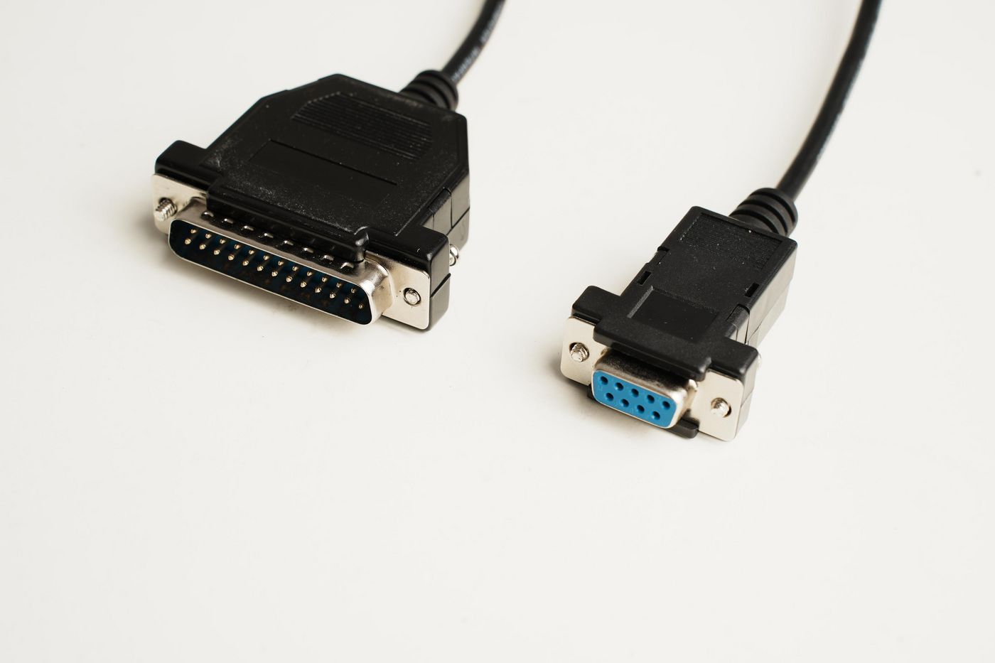 MicroConnect IBM029B Serial Null Modem Cable 3m Black DB9 Male to DB25 ...