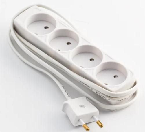 MicroConnect GRUELU4H015 Power Strip 1.5m 4-Way Type K White Indoor