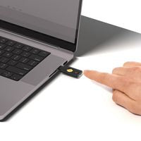 Yubico 5060408464236 Hardware Authenticator – Security Key USB-C NFC FIPS