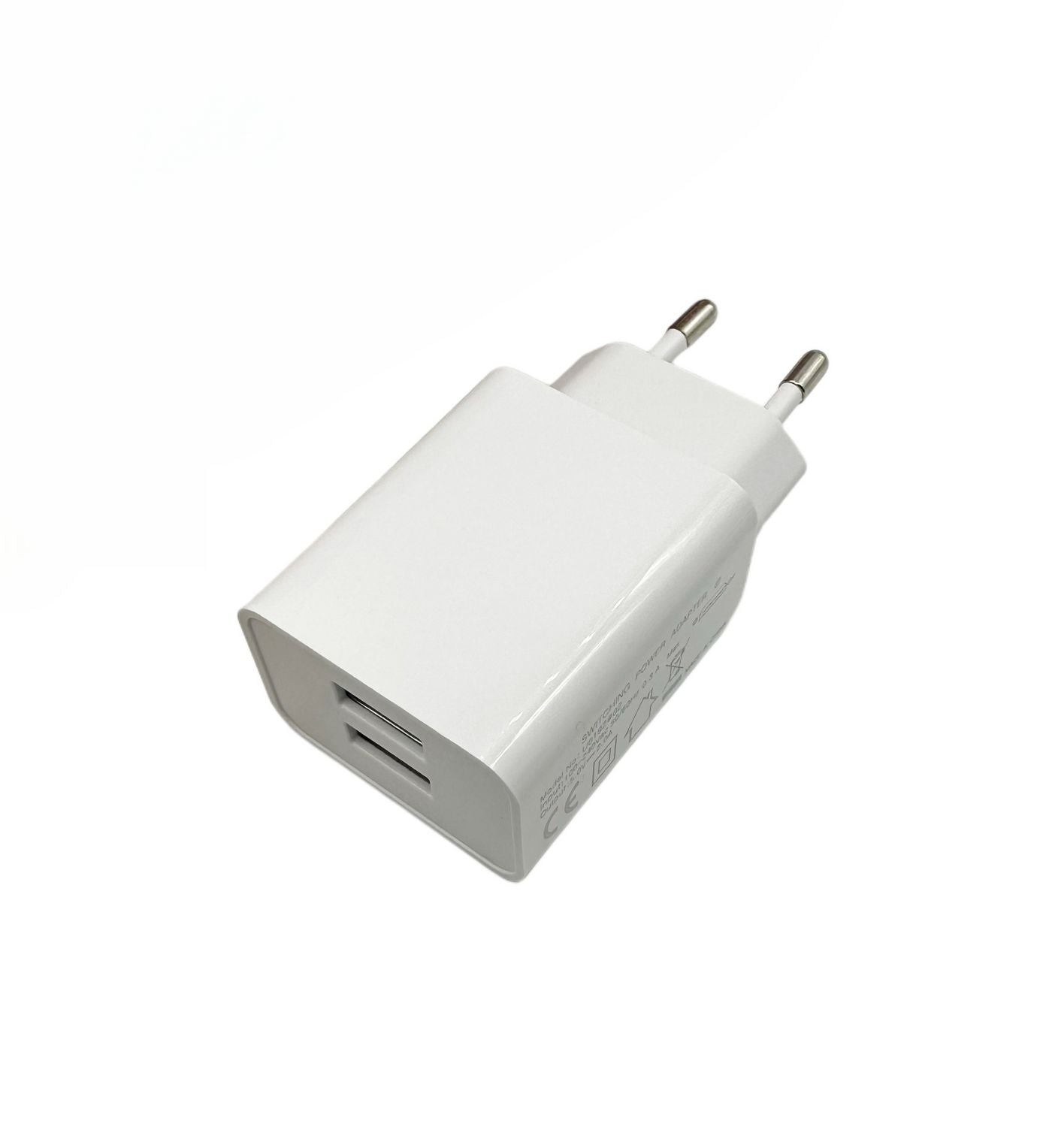 MicroConnect PETRAVEL44 Smart Device Charger 2USB 5V 2.4A 12W White