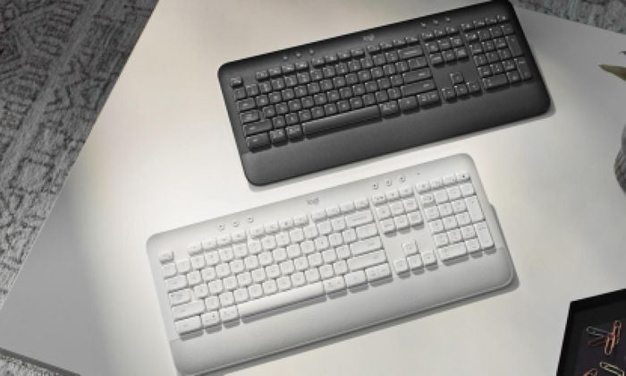 Logitech 920-010945 Wireless Keyboard – UK Layout, Slim Design