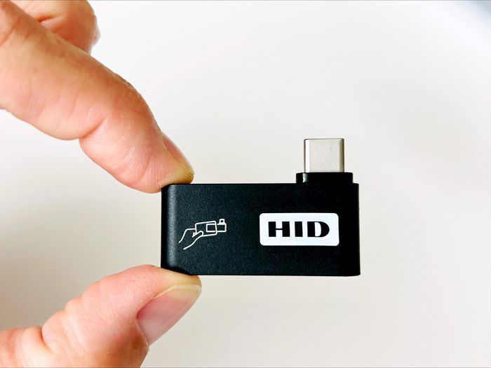 Omnikey RDU55200-00-000000 Smart Card Reader – USB-C Ultra-Compact Secure Authentication