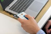 Omnikey RDU55200-00-000000 Smart Card Reader – USB-C Ultra-Compact Secure Authentication