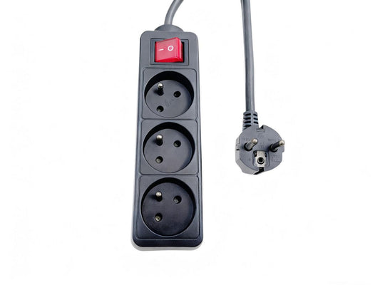 MicroConnect MC-PSOO030150FRB Power Extension Lead 1.5m 3 AC Outlets Type E Black