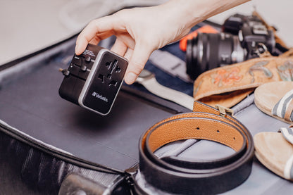 Verbatim 49546 Universal Travel Adapter – 61W 5-Port USB Charger