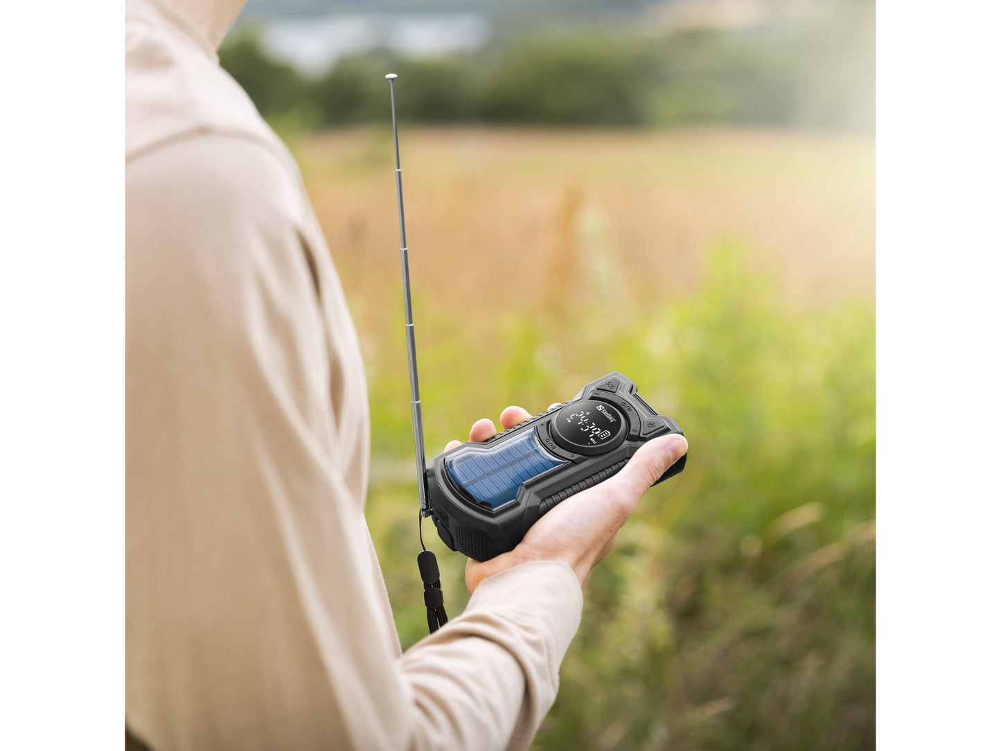 Sandberg 421-03 Survivor Radio All-in-1 5000 – Portable AM/FM, Bluetooth, 5000mAh